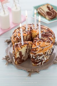 ciambella- marmorizzata-chiffon-cake-bicolore-ricetta-torta-compleanno-candele